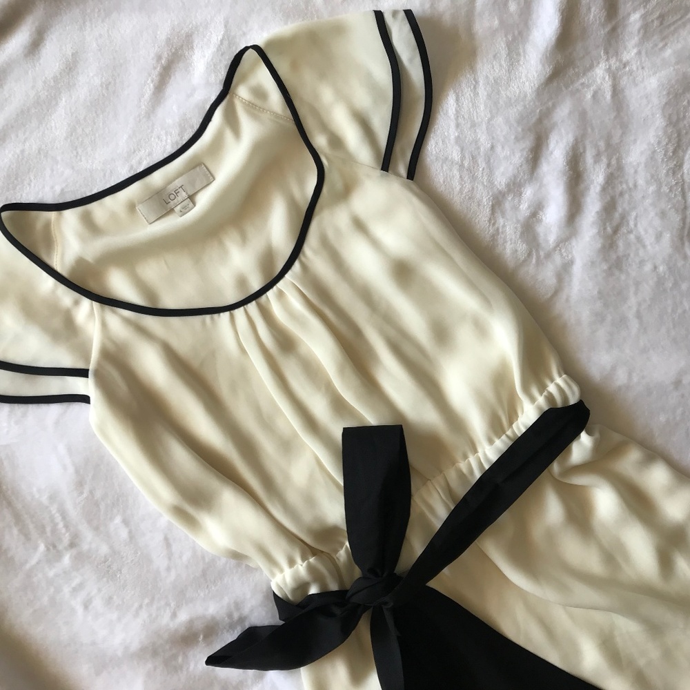 Ann Taylor Loft Dress with Ribbon Accent